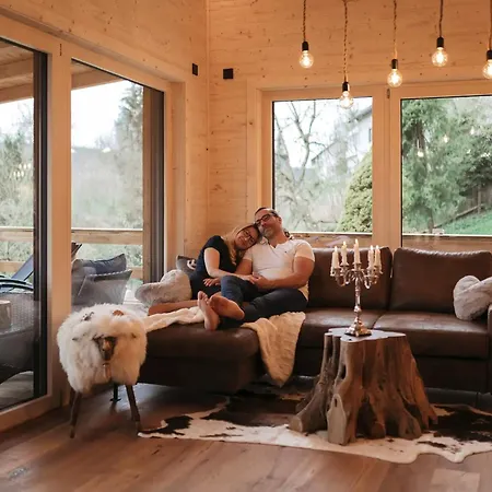 Romantikchalet Vogelnest Mit Whirlpool, Kamin, Balkon & Terrasse * Vorra