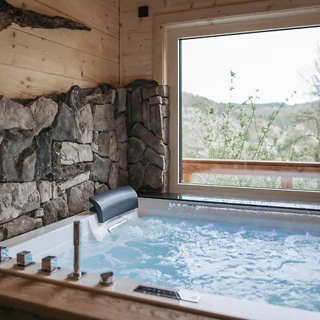 Romantikchalet Vogelnest Mit Whirlpool, Kamin, Balkon & Terrasse * Vorra
