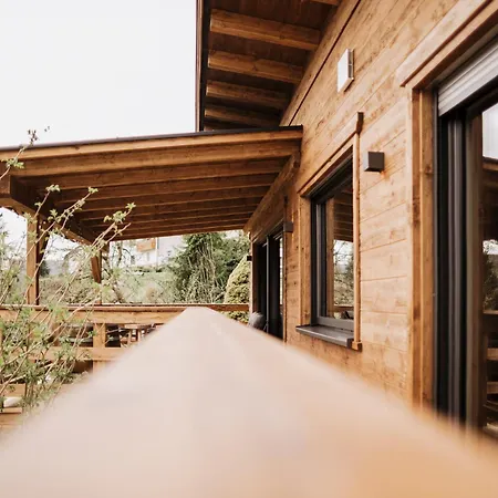 Romantikchalet Vogelnest Mit Whirlpool, Kamin, Balkon & Terrasse Vorra