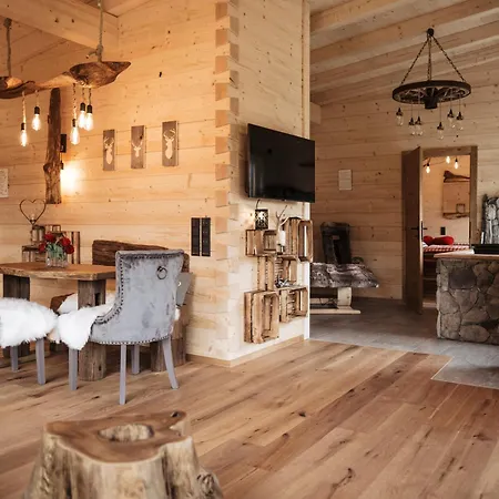 Apartment Romantikchalet Vogelnest Mit Whirlpool, Kamin, Balkon & Terrasse Vorra